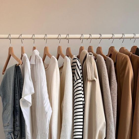 Mulai Menerapkan Capsule Wardrobe Dalam Fashion