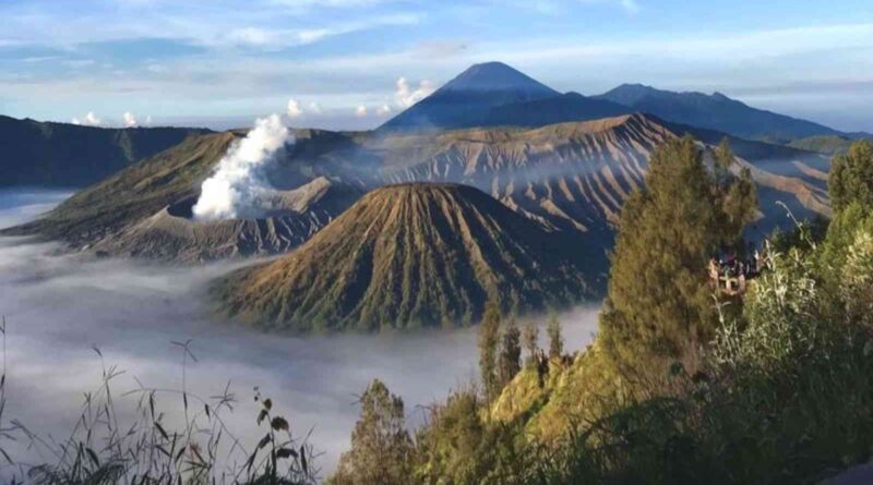 Menikmati Keindahan Alam Gunung Bromo Jawa Timur