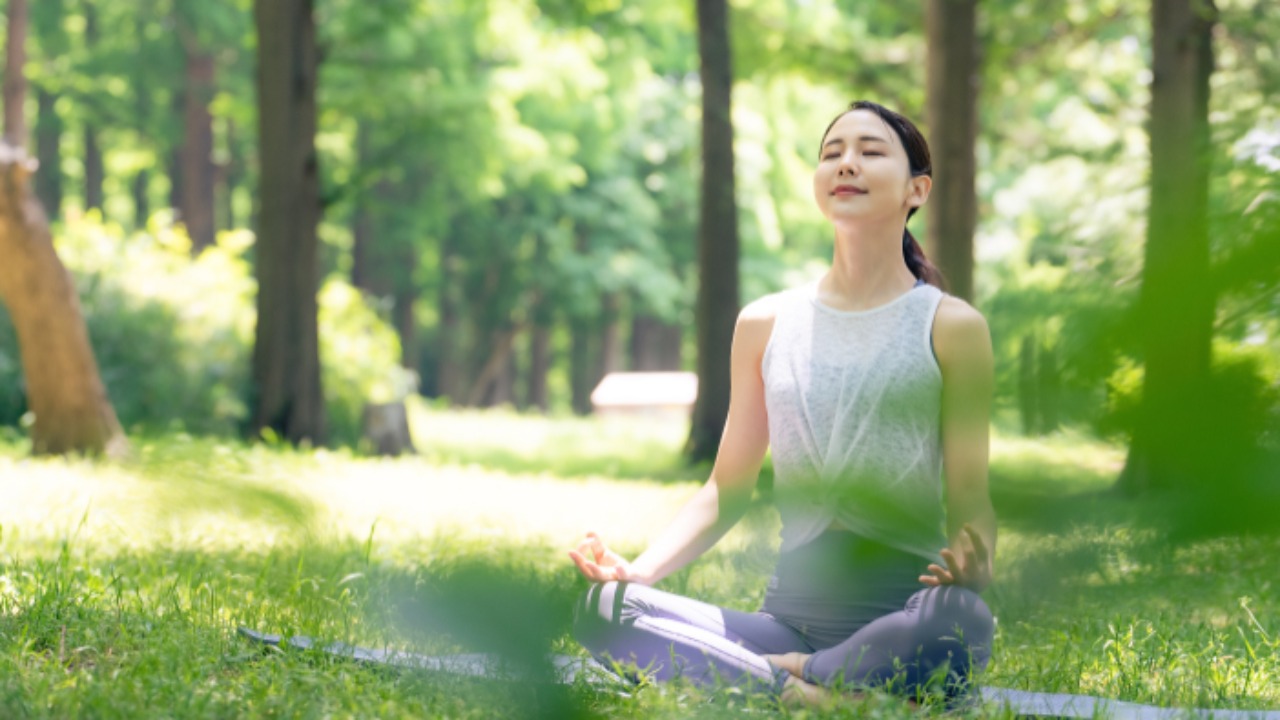 Praktik Meditasi Dan Kesehatan Mental Masa Kini