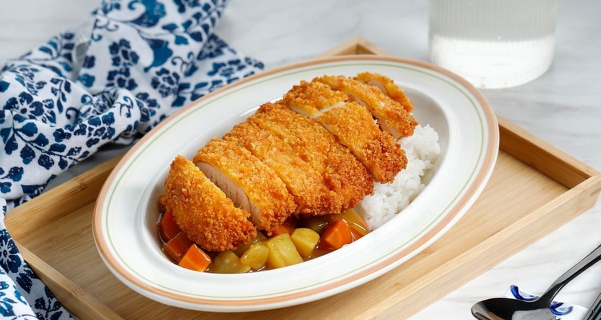 Chicken Katsu, Begini Gorengnya Biar Tepung Nempel & Renyah