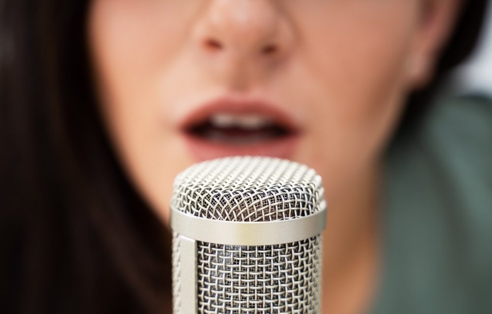 Konten ASMR Sensasi Relaksasi Melalui Suara Dan Visual