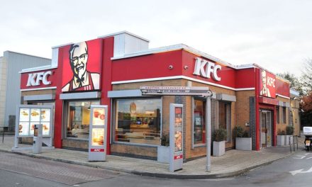 Restoran KFC Tempat Makanan Cepat Saji Yang Ikonik