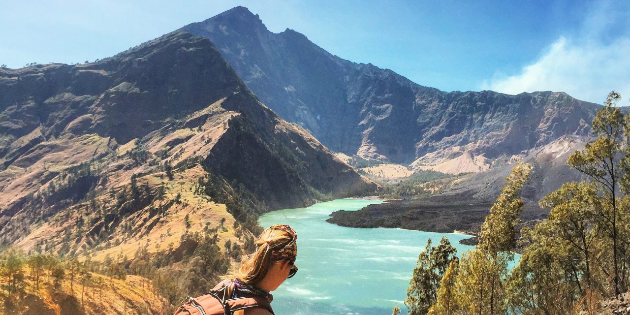 Gunung Rinjani Surga Pendaki & Kekayaan Geowisata Indonesia