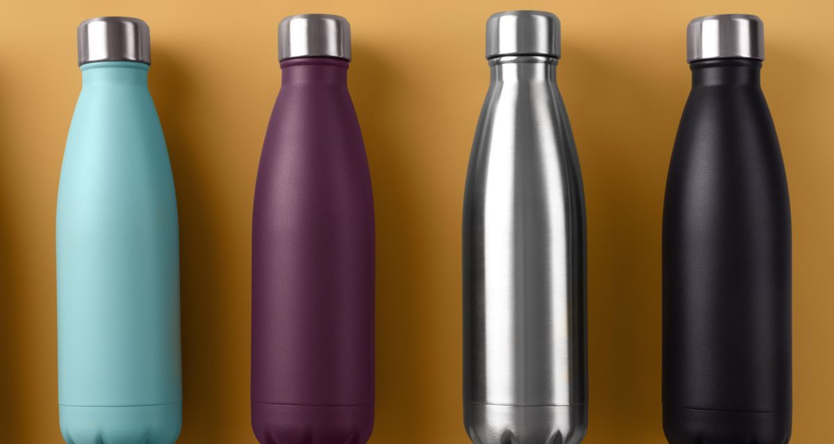 Bawa Tumbler Sendiri Kurangi Sampah Plastik Sekali Pakai