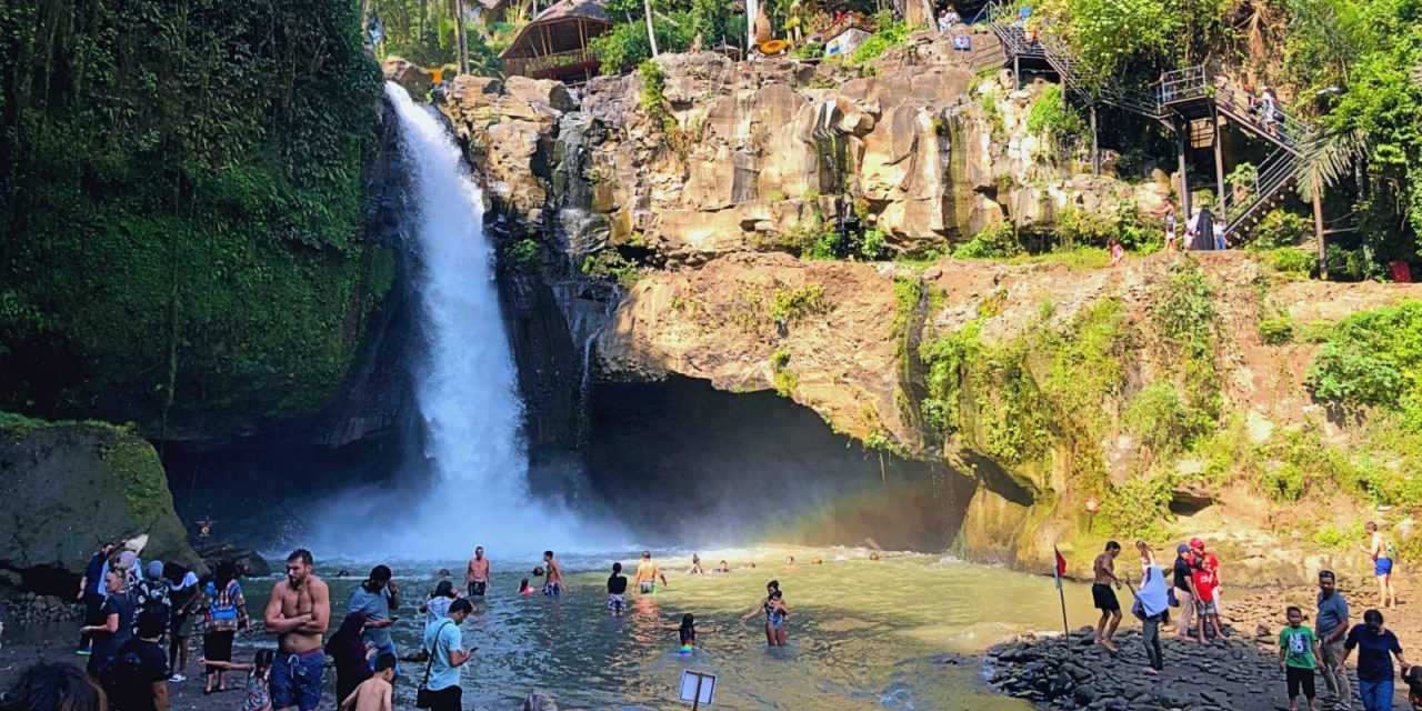 Menjelajah Pesona Air Terjun Tegenungan Di Bali